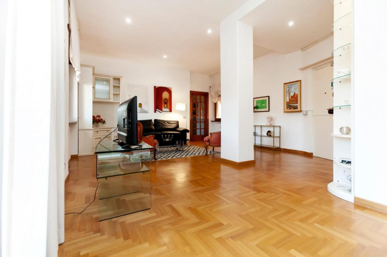 Cavalleggeri House روما المظهر الخارجي الصورة